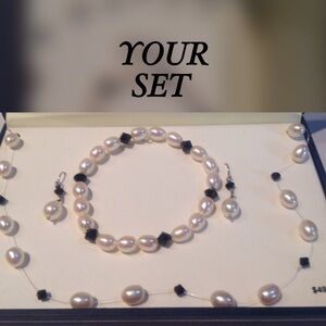 BLACK & PEARL 3 PIECE JEWELRY SET WITH GIFT BOX